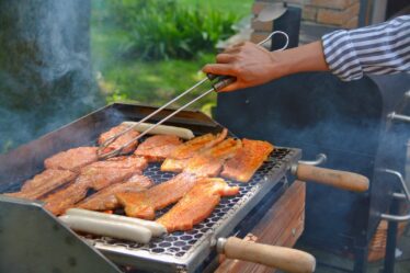 Nu bouwen, straks genieten: maak dit najaar je eigen buitenkeuken